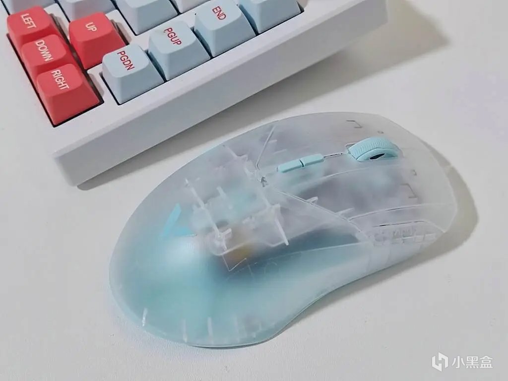 明明可以靠颜值,却偏偏要靠实力——雷柏VT9 Air无线游戏鼠标体验
