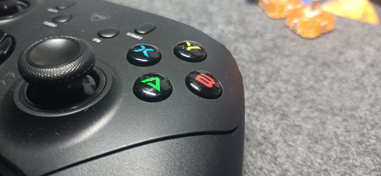 【球盟会】遥杆也能热拔插?全球首款还有星闪！机械师G6pro会颠覆行业吗？