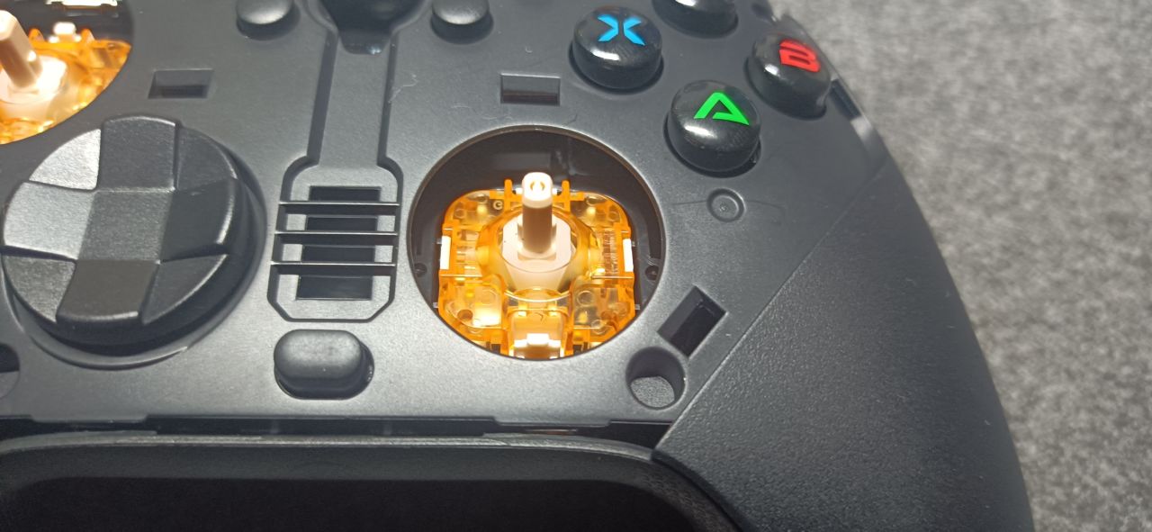 【球盟会】遥杆也能热拔插?全球首款还有星闪！机械师G6pro会颠覆行业吗？