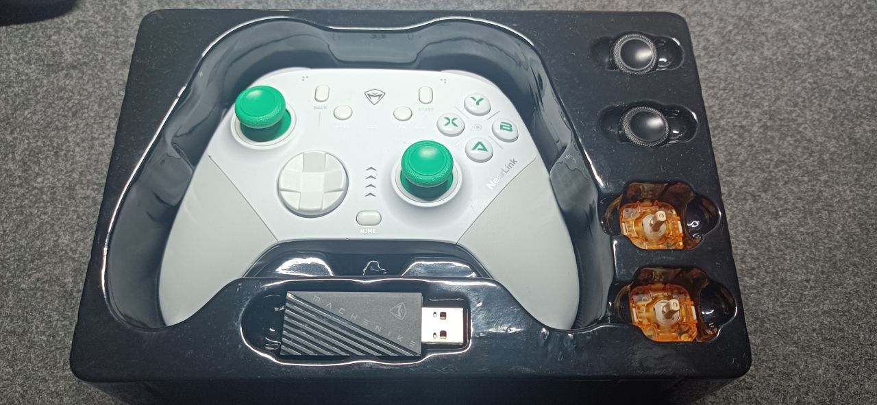 【球盟会】遥杆也能热拔插?全球首款还有星闪！机械师G6pro会颠覆行业吗？