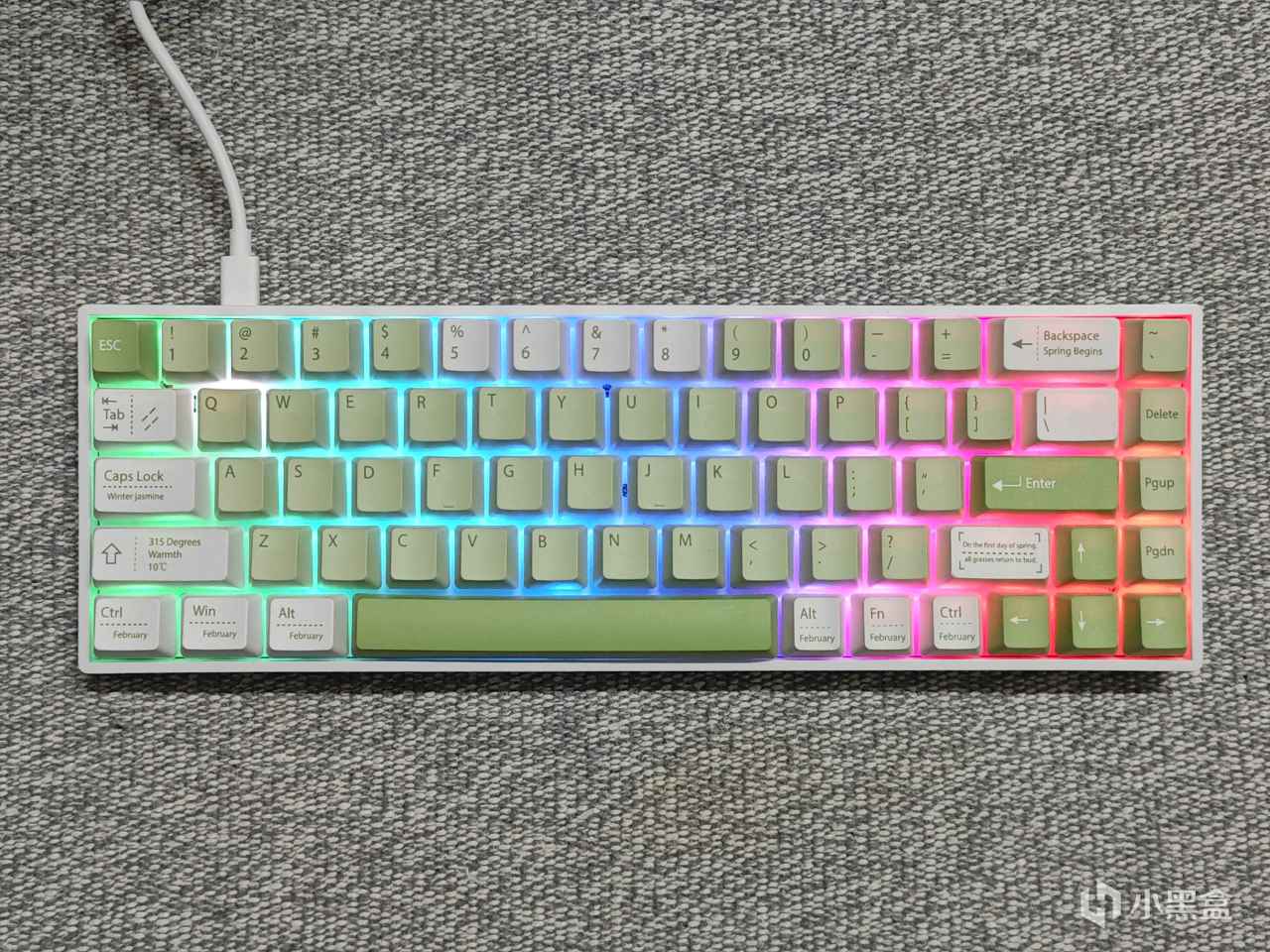 【球盟会】春去春来春不败!给大家开个春意十足的小清新键盘——赤暴HW68。