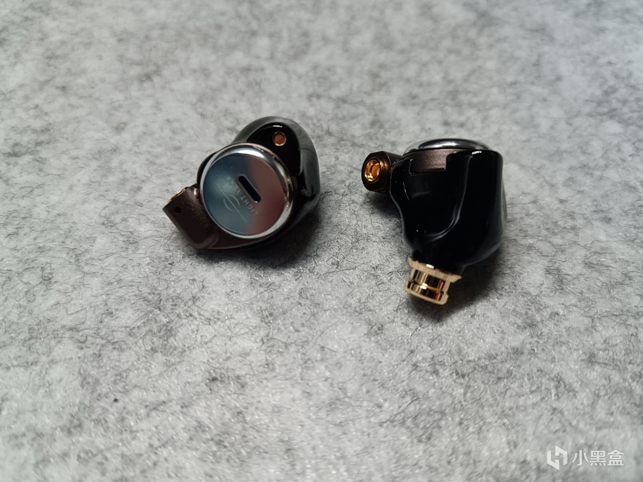 科技感十足的旗舰级圈铁耳机，光年科技星城5