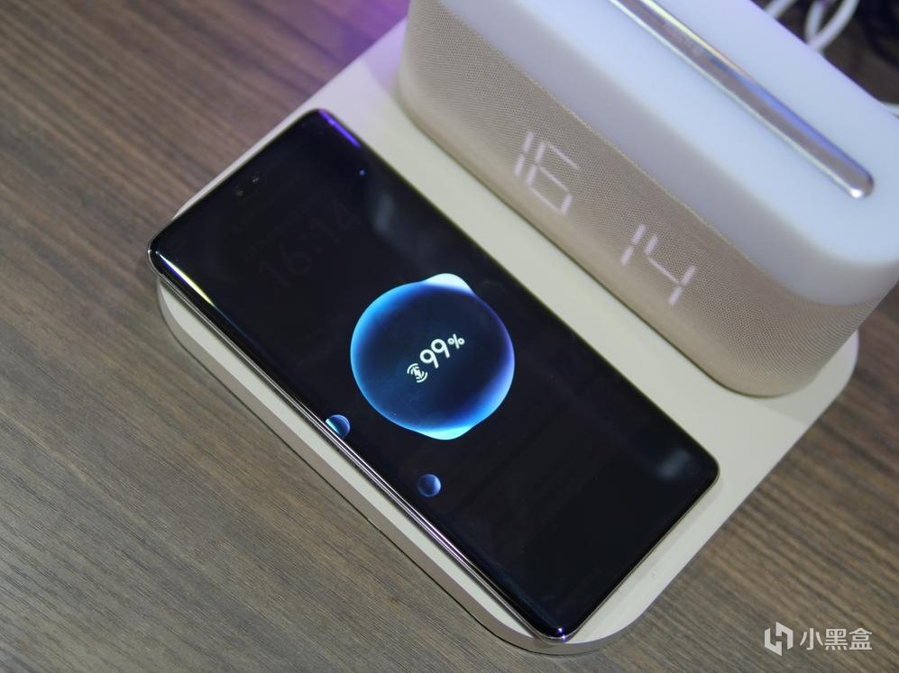 3000元价位哪款8gen2好握又好用？一加ace3与荣耀100pro对比