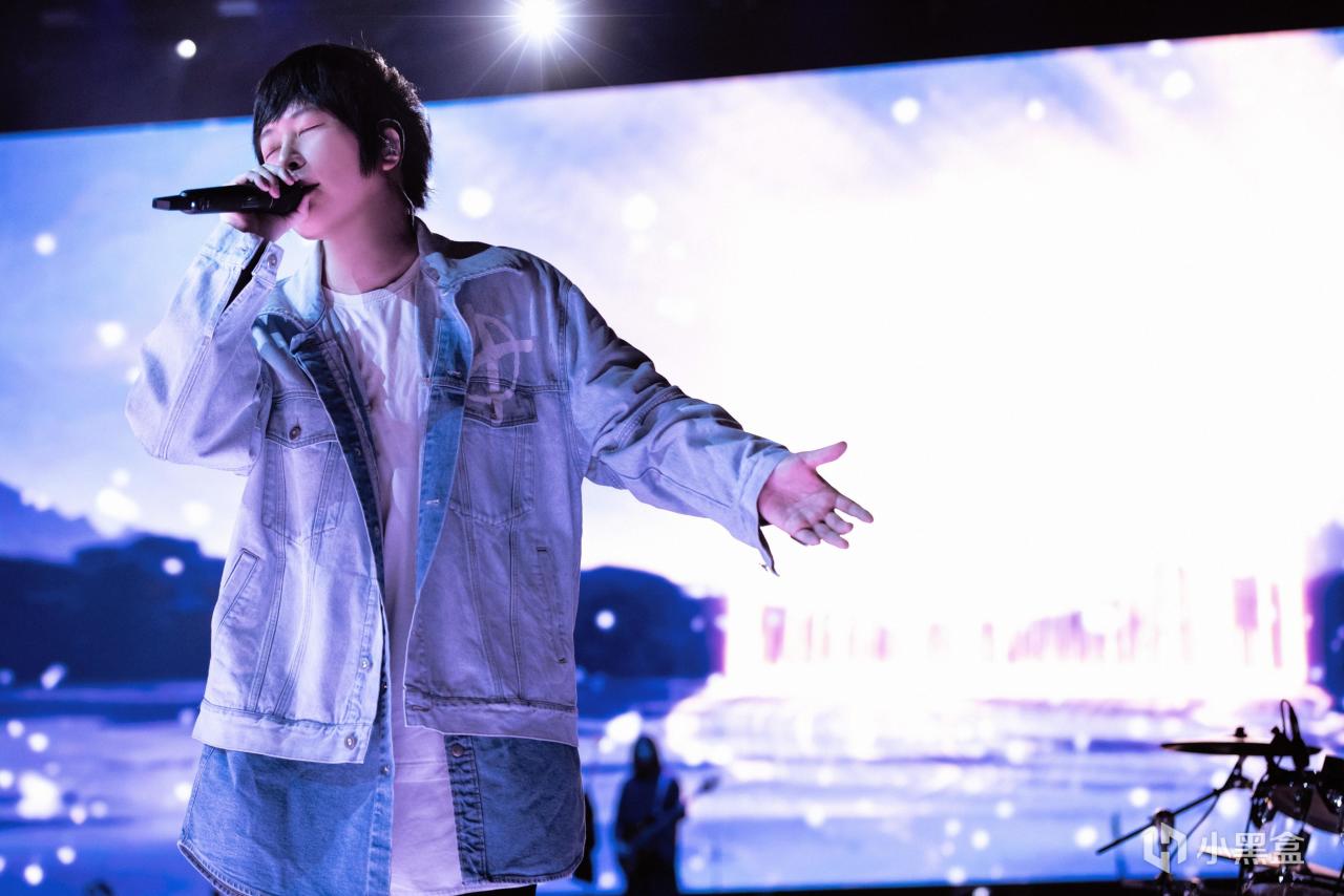 【球盟会】央媒评《歌手2024》：当歌手没有捷径，菜就多练！