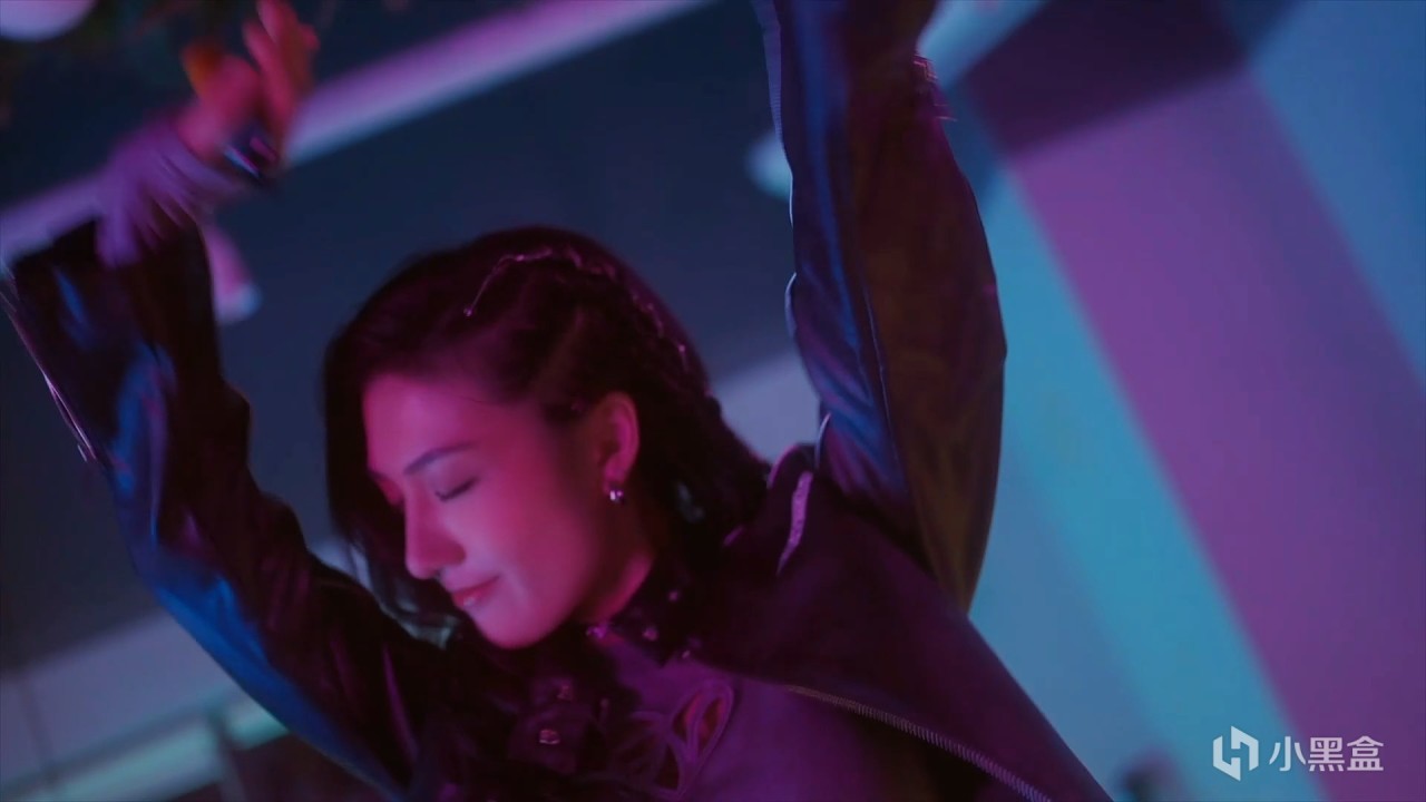 死了都要爱！史上最惨主角重生后却利用时空穿梭能力泡妹？