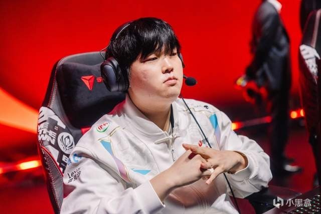 LPL“猪狗”无缘季后赛！提前一轮备战S15，FPX拿下最后一个名额-第1张