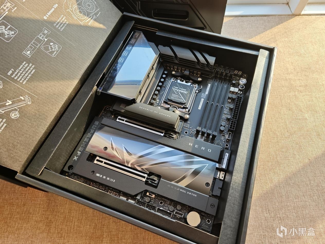 ROG CROSSHAIR X870E HERO主板开箱及装机测试-第2张