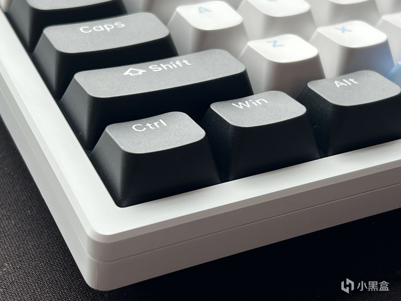 也许是最好的圣诞节礼物？ATK V75X极地狐限定款半铝机械键盘测评