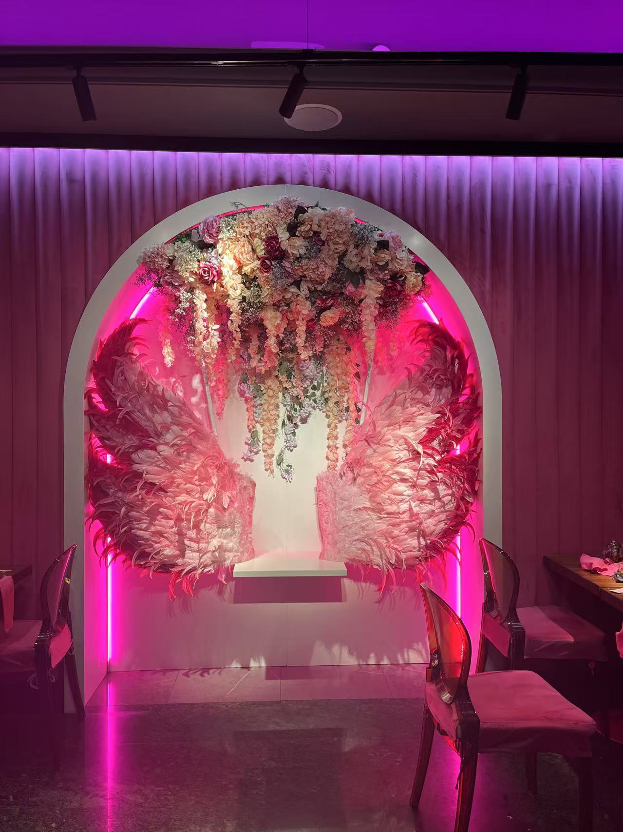 一个人半夜三更在罗马城里闲逛是一种什么样的体验？