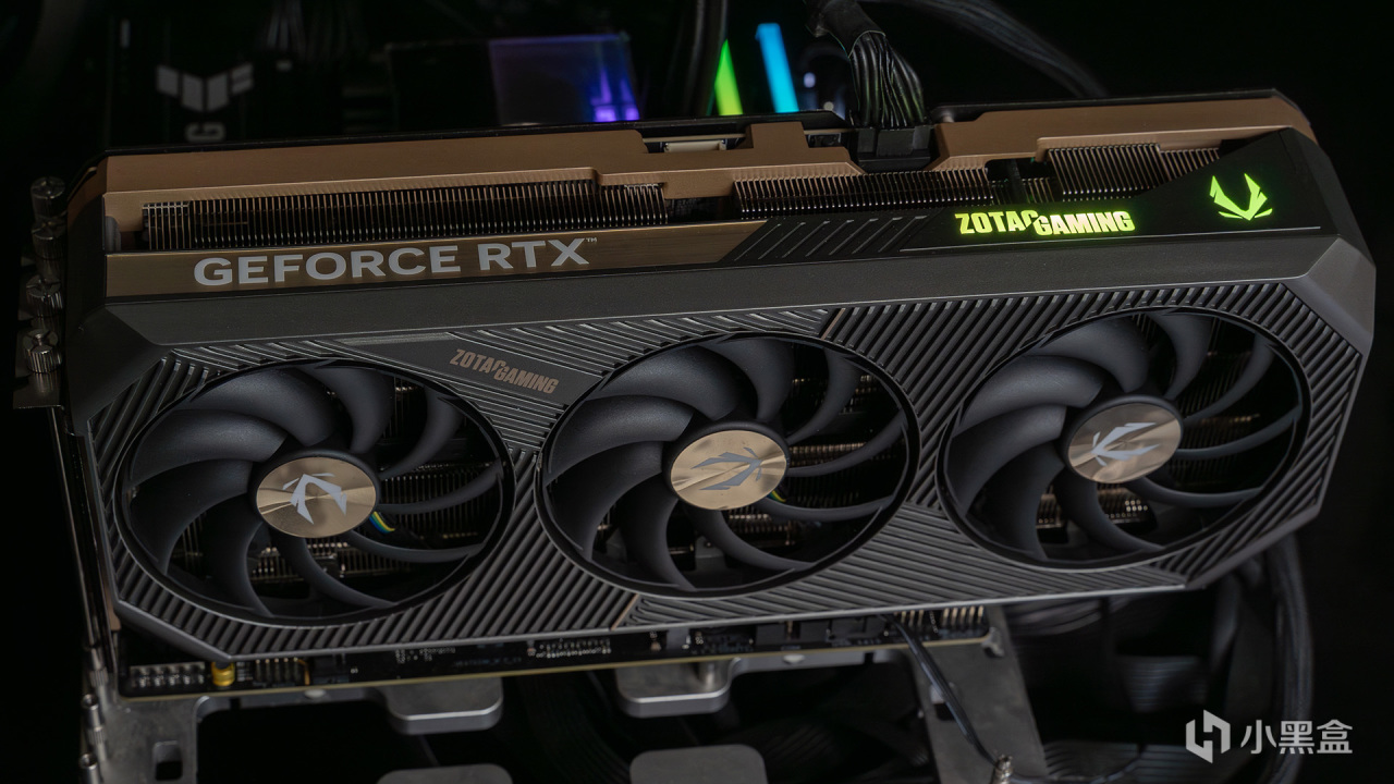 9950X3D VS 9950X VS 9800X3D深度测试，含调度分析|模拟游戏对比