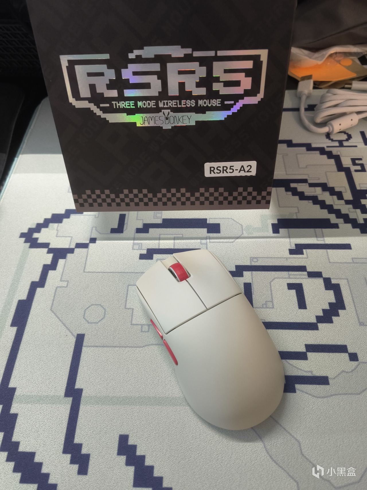 618番茄的鼠标推荐——贱驴RS5超高颜值的红白机抓握神鼠-第4张