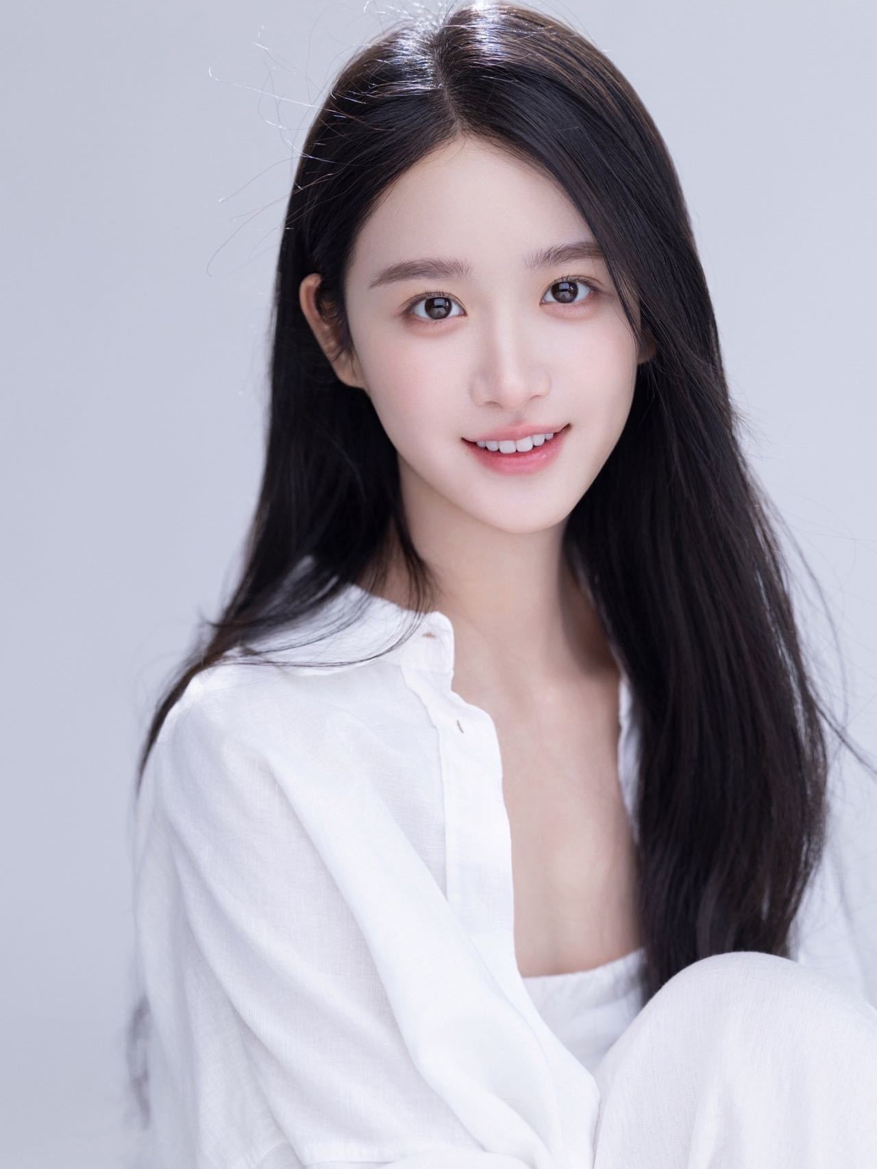 我的机器人女友今日上线！首发19.8元，开启属于你的AI养成恋爱