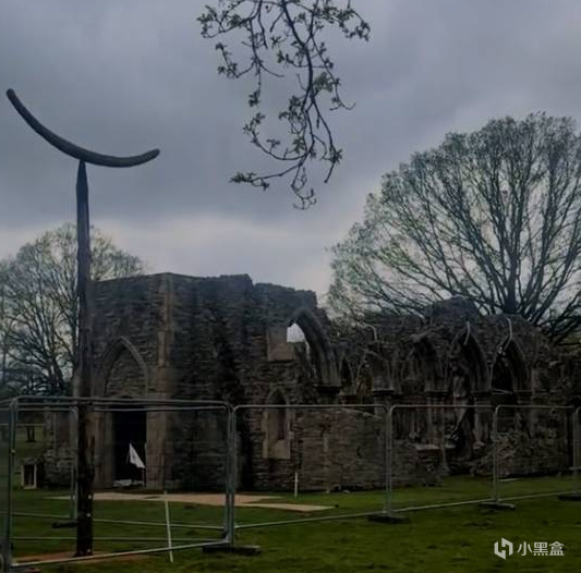 【球盟会】《艾尔登法环》电影片场曝光，布景据说非常还原