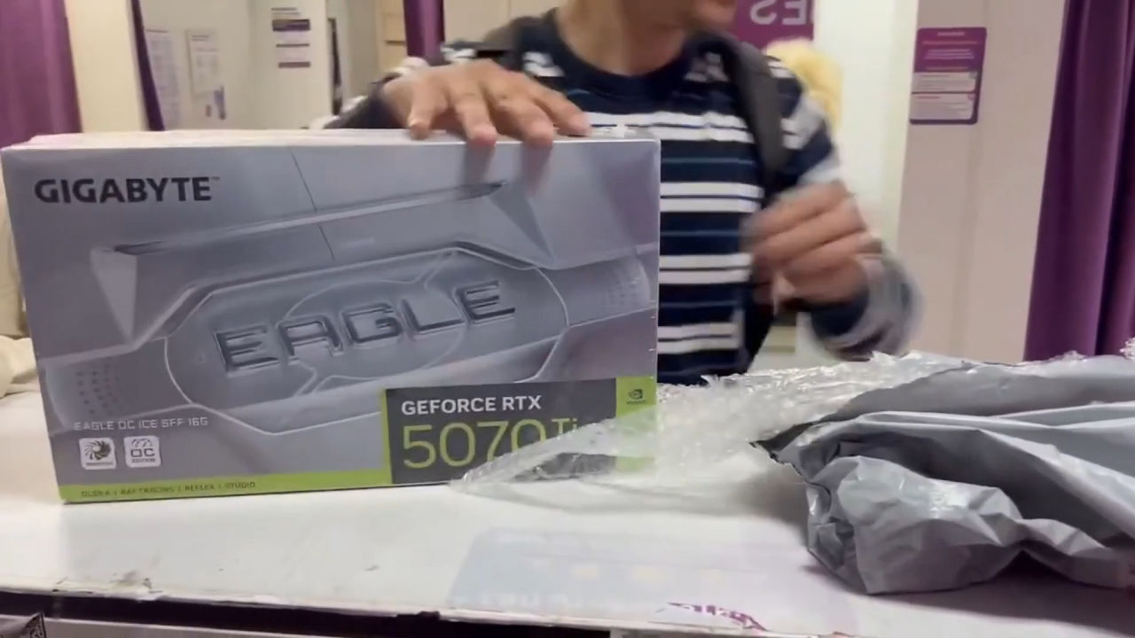 【球盟会】购买一张RTX5070Ti显卡，开箱后发现竟是矿泉水......？