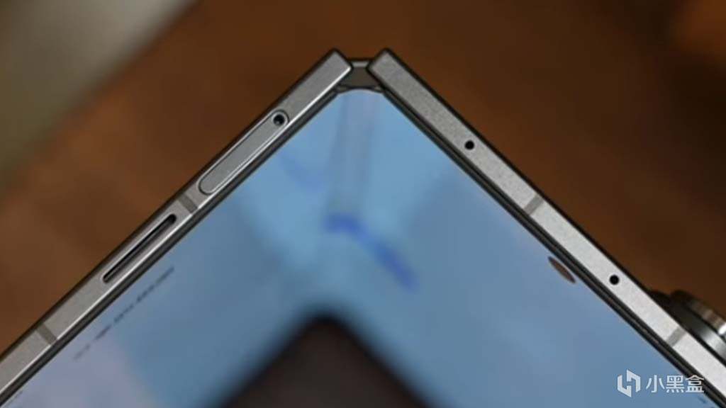 Samsung Galaxy Z Fold 8 may be the answer to crease-free foldables - Sammy  Fans